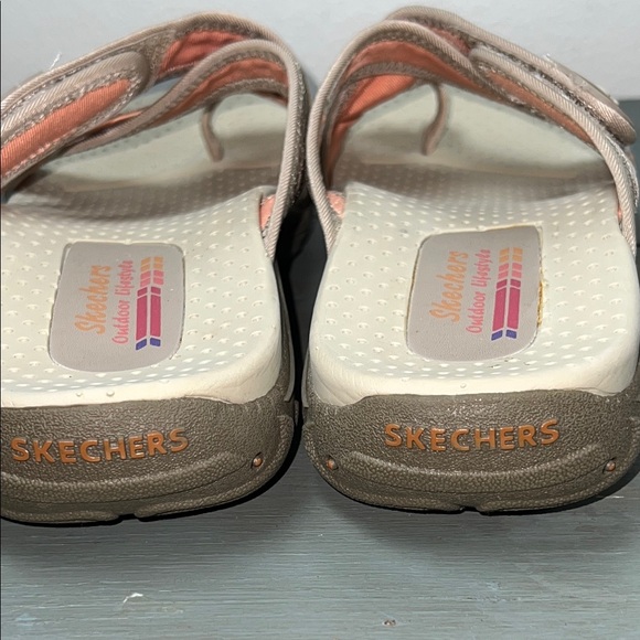 Skechers Women's Reggae Slim Slide Sandals size7US-W.                     ordrA2 - Picture 9 of 12